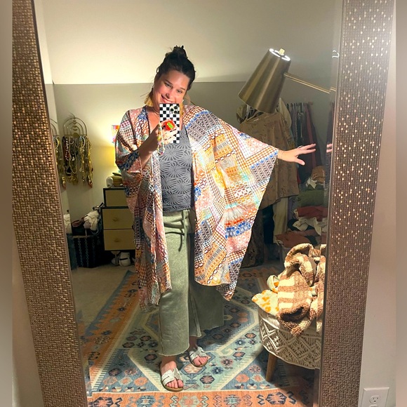 Boutique Plus Other - 🆕✨NWT Plus Colorful Printed Kimono Boho Style Size 2x-3x Flowy 🦋